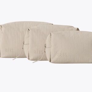 BÉIS The Air Pouch Set in Oat
SOLD OUT on website
Large bag very lightly used